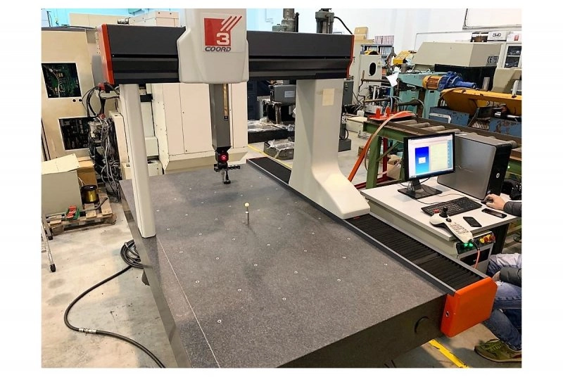 MÁQUINA DE MEDICIÓN 3D - USADA - COORD3 - HERA SC 15.9.7