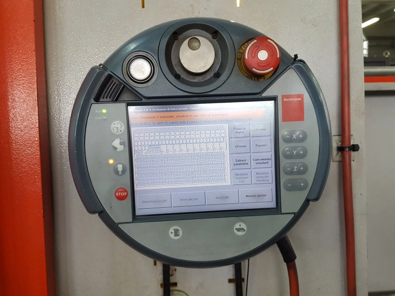 - USED - CO2 LASER CUTTING MACHINE   BYSTRONIC - BYVENTION 3015