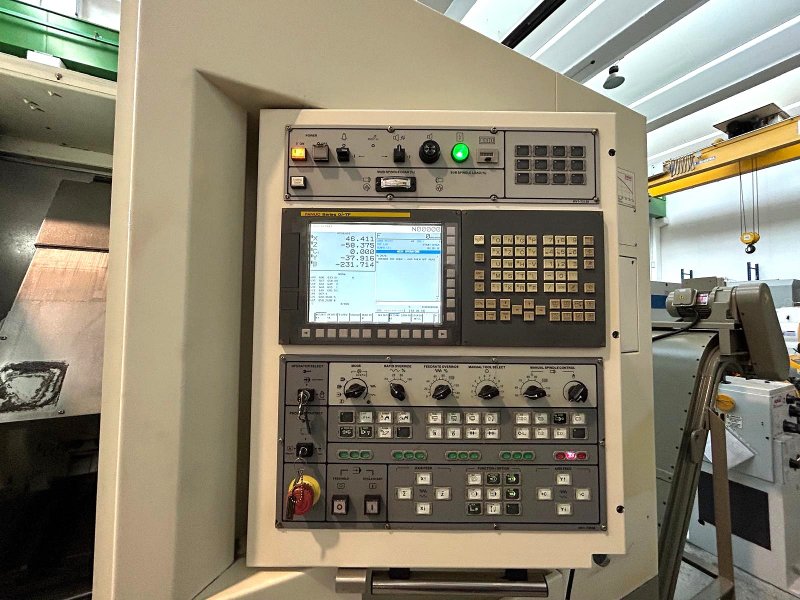 TORNO CNC DE 4 EJES - USADO - VICTOR TAICHUNG - A26/85YC