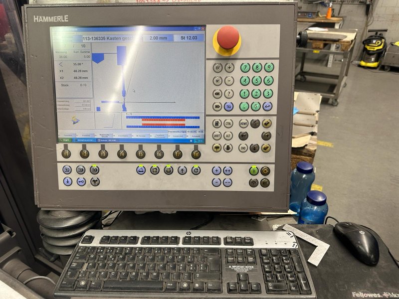 - USED - 7-AXIS SYNCHRONIZED CNC PRESS BRAKE    BYSTRONIC - P130/310
