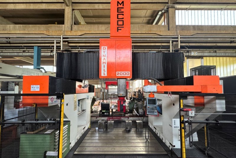 FRESATRICE CNC A PORTALE 5 ASSI - USATA - MECOF - DYNAMILL 1000/5