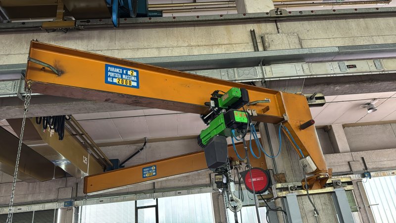 GRU A BANDIERA - USATA - DONATI - /