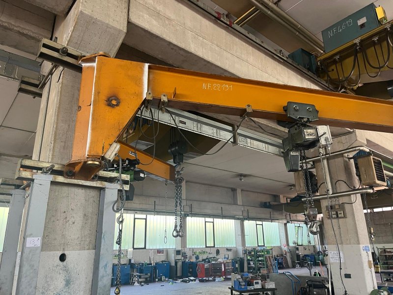 GRU A BANDIERA - USATA - DONATI - /