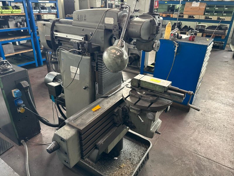 - USED - UNIVERSAL MILLING MACHINE WITH DIGITAL READOUT SYSTEM DECKEL - FP2