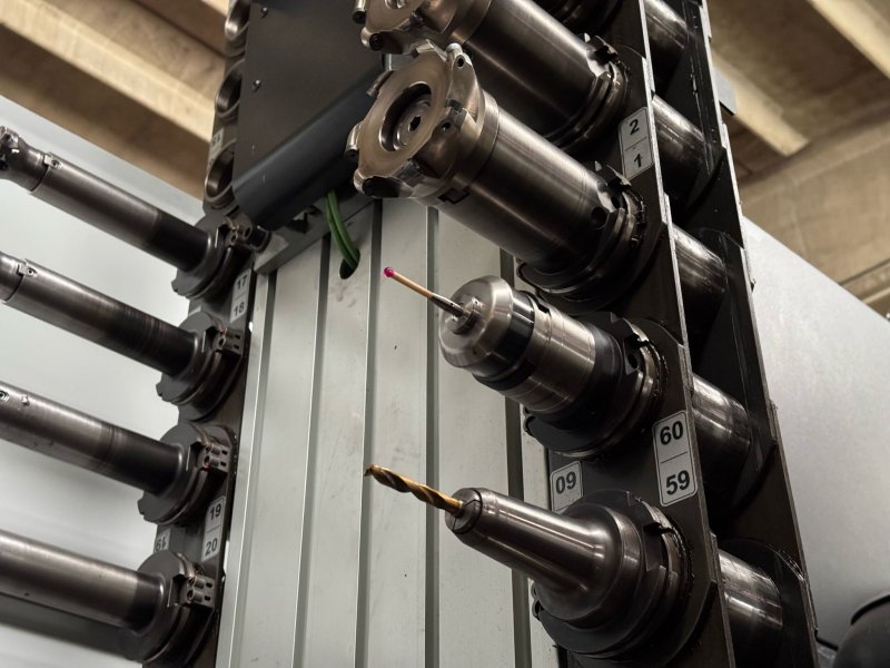 - USED - TRAVELLING COLUMN MILLING MACHINE SORALUCE - SLP 6000