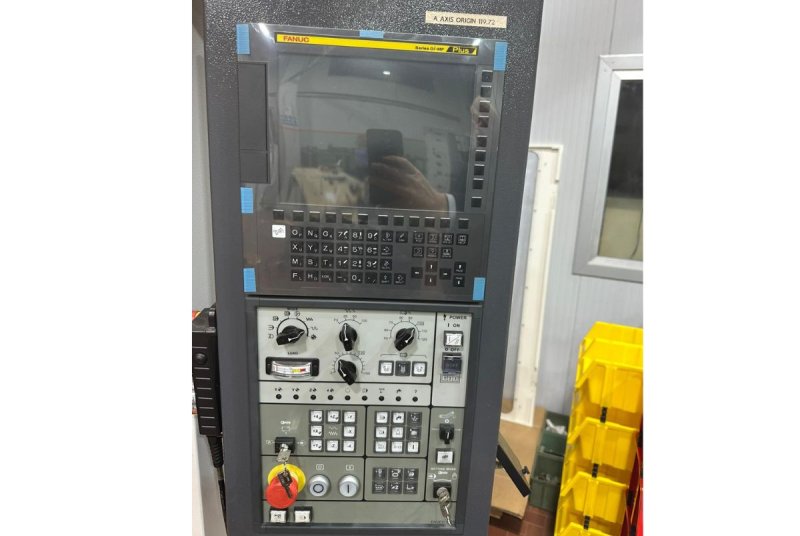 CENTRE D'USINAGE VERTICAL À 3 AXES - D'OCCASION - VICTOR TAICHUNG - F106