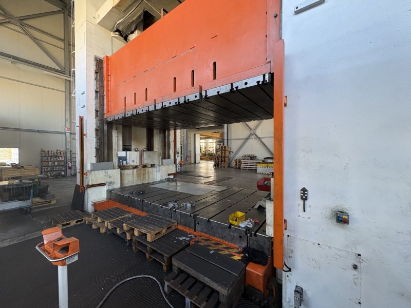 PRESSA MECCANICA A DOPPIO MONTANTE - USATA - FMI MECFOND - S4.900. 4572x2438