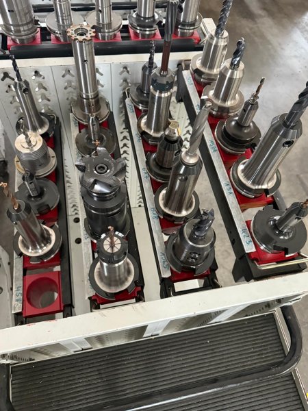 LOT DE N.700 PORTE-OUTILS ISO 50 DIN - D'OCCASION - / - /