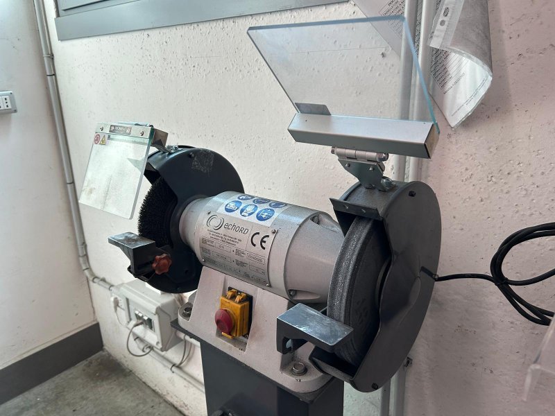 - USED - DOUBLE DISC SANDING MACHINE  ECHORD - SM250M
