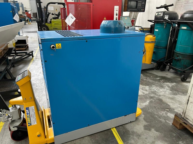 КОМПРЕССОР ВОЗДУШНЫЙ ВИНТОВОЙ С ИНВЕРТЕРОМ Б/У WORTHINGTON - CREYSSENSAC RLR 1500V