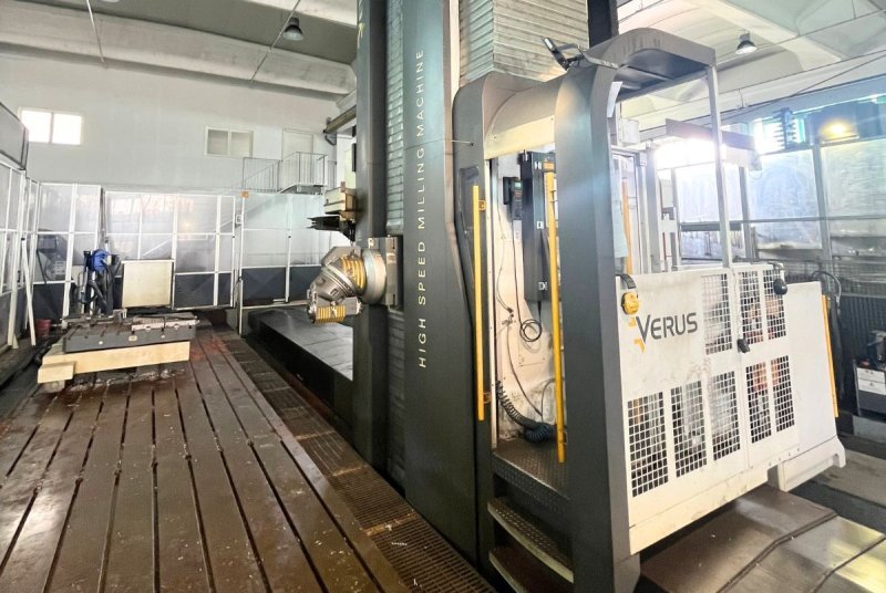 - USED - TRAVELLING COLUMN MILLING MACHINE FPT - VERUS 360